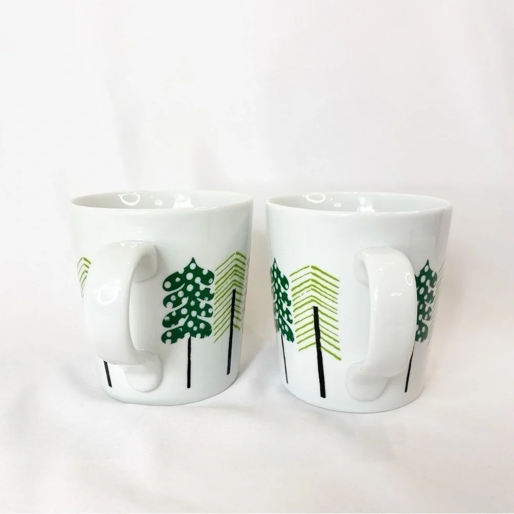 Set of 2 Crate & Barrel “Jingle Mug” Yule Christmas Trees by Julia Rothman NWT